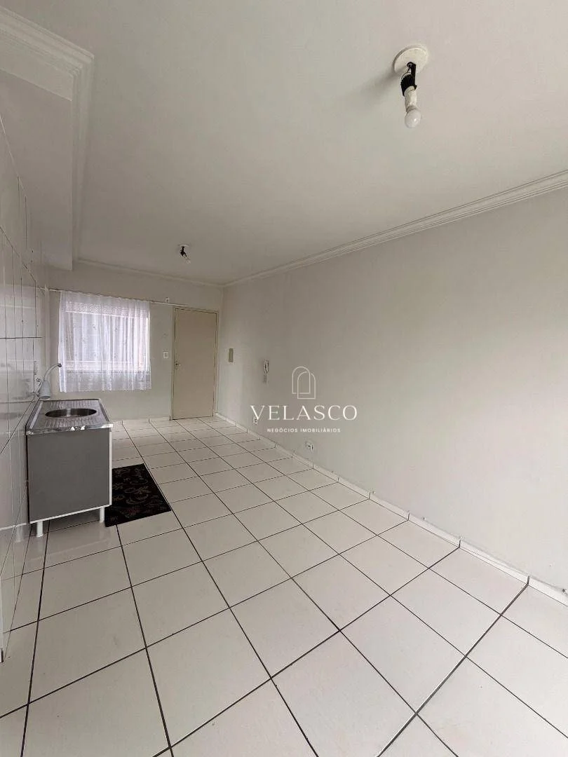Apartamento com 2 dormitórios à venda, 66 m² por R$ 292.000,00 - Centro - Cascavel/PR