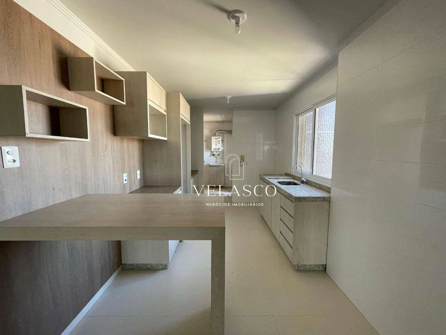 Apartamento com 3 suítes no Abraham Lincoln, 136 m² por R$ 1.200.000 - Centro - Cascavel/PR