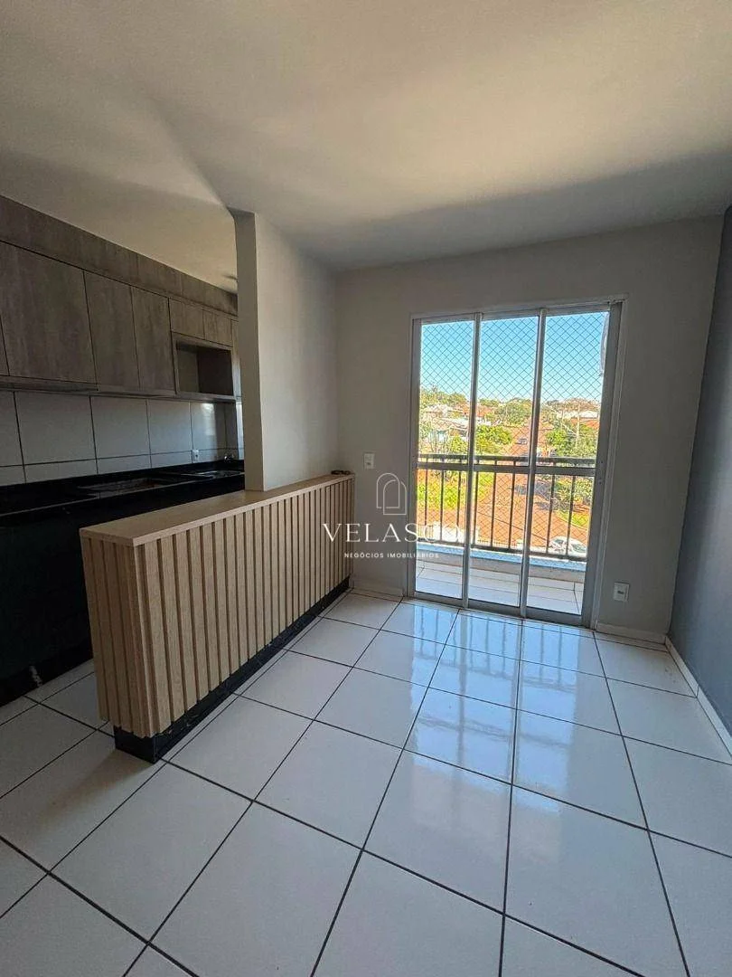 Apartamento com 2 dormitórios à venda, 48 m² por R$ 280.000 - Universitário - Cascavel/PR