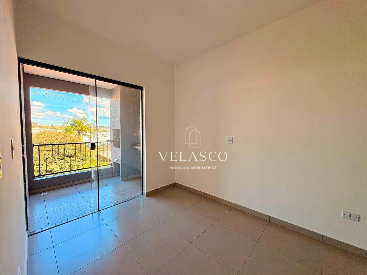 Apartamento com 2 dormitórios à venda, 50 m² por R$ 255.000 - Morumbi - Cascavel/PR