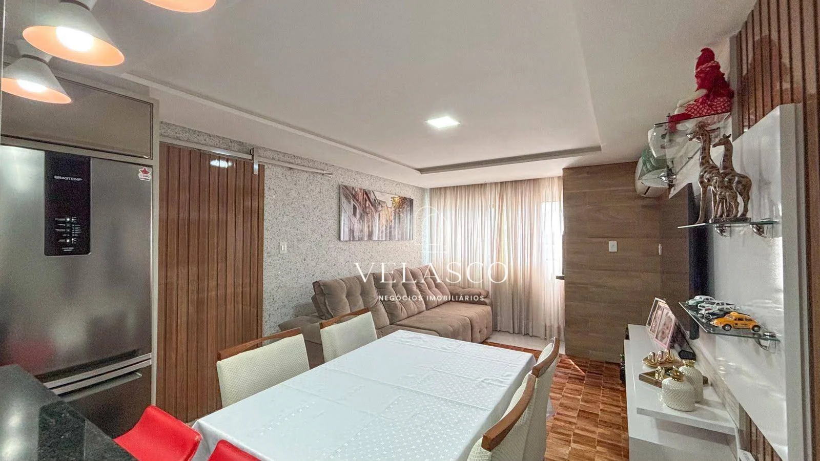 Apartamento com 2 dormitórios à venda, 57 m² por R$ 399.000 - Coqueiral - Cascavel/PR