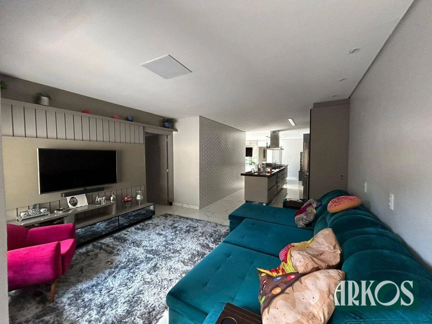 Casa com 3 dormitórios à venda, 200 m² por R$ 850.000,00 - Brasília - Cascavel/PR