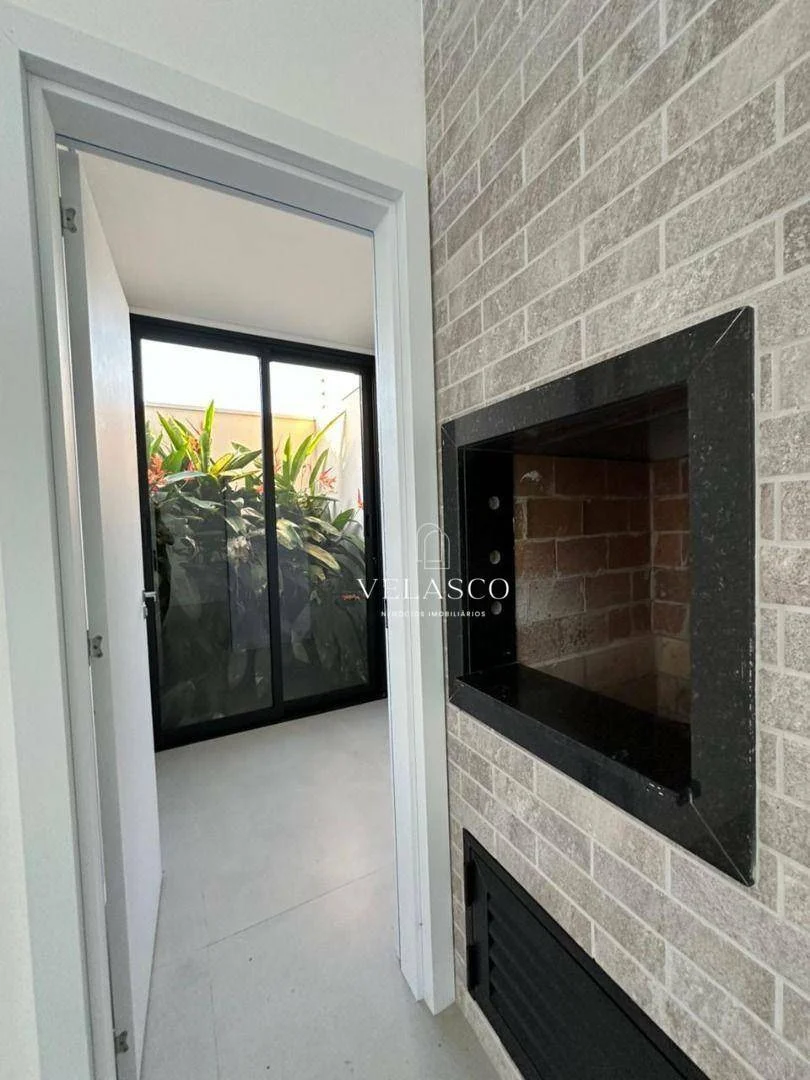 Casa com 2 dormitórios à venda, 109 m² por R$ 650.000,00 - Tropical 2 - Cascavel/PR