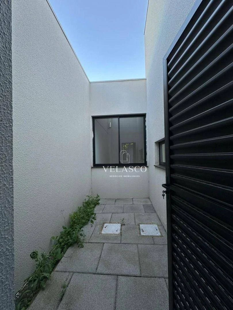 Casa com 3 dormitórios à venda, 158 m² por R$ 1.050.000 - Tropical II - Cascavel/PR