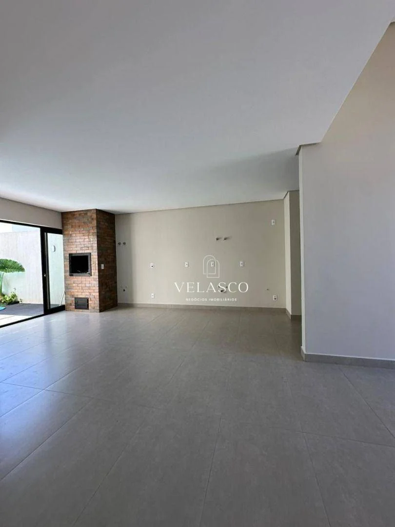 Casa com 3 dormitórios à venda, 131 m² por R$ 950.000,00 - Tropical II - Cascavel/PR