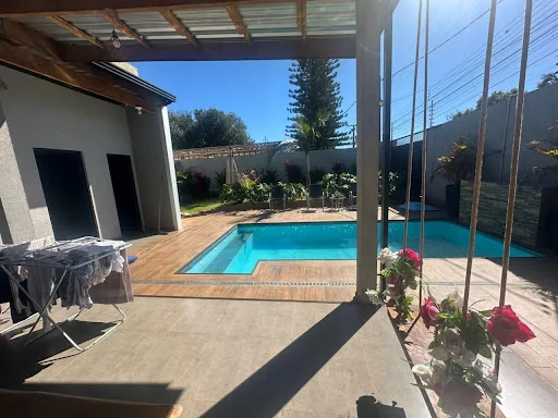 Casa com 3 dormitórios à venda por R$ 1.500.000,00 - Parque São Paulo - Cascavel/PR
