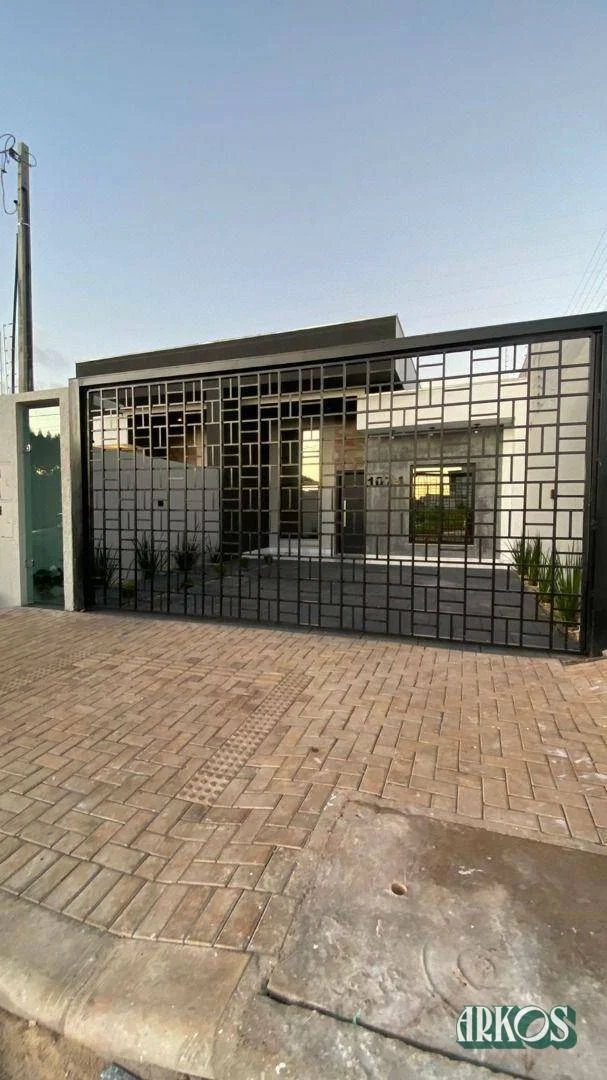 Casa nova no Tropical III pronta para morar