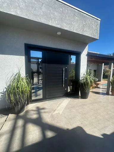 Casa com 3 dormitórios à venda por R$ 1.500.000,00 - Parque São Paulo - Cascavel/PR