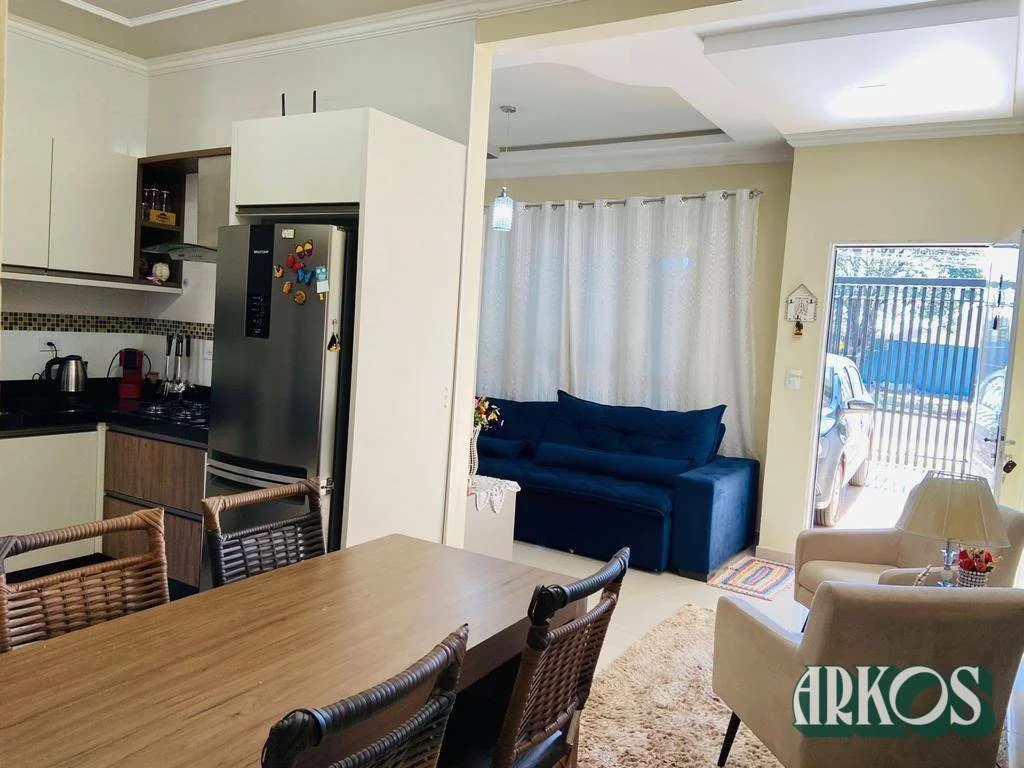 Casa com 3 dormitórios à venda por R$ 520.000,00 - 14 de Novembro - Cascavel/PR