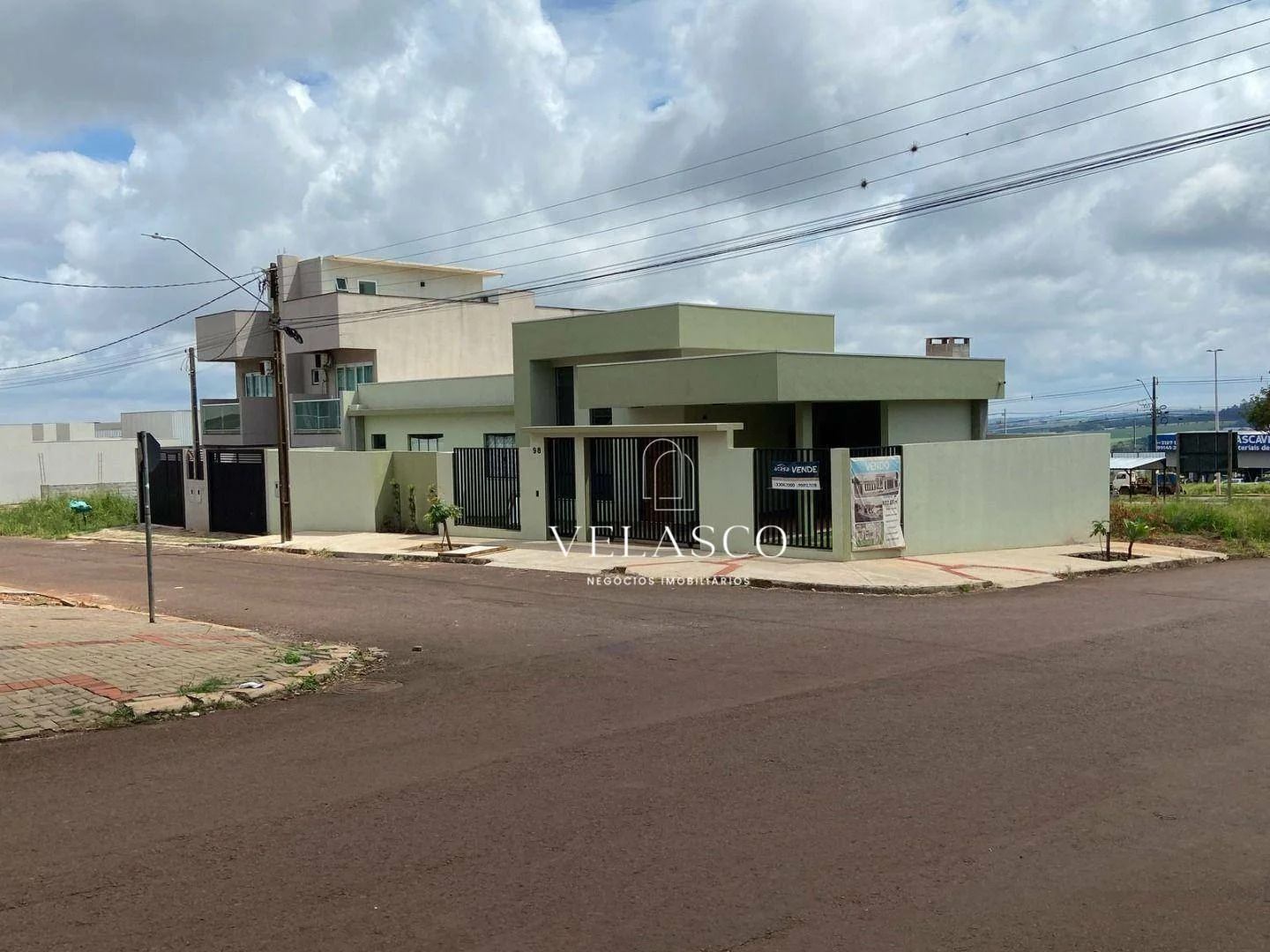 Casa terrea no bairro canada