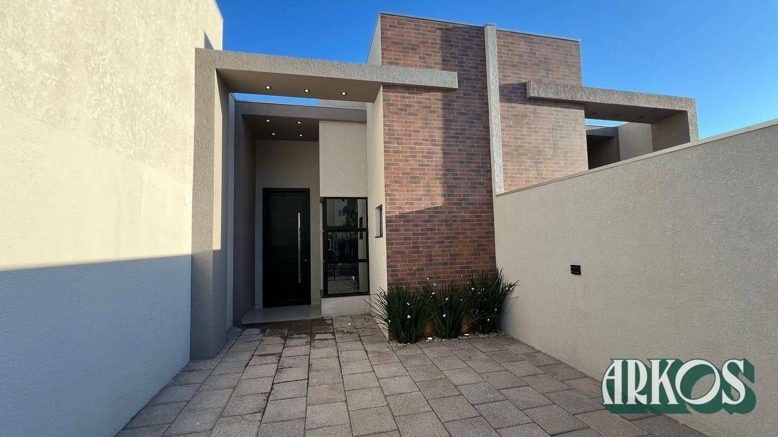 Casa à venda, 77 m² por R$ 460.000 - Angra dos Reis