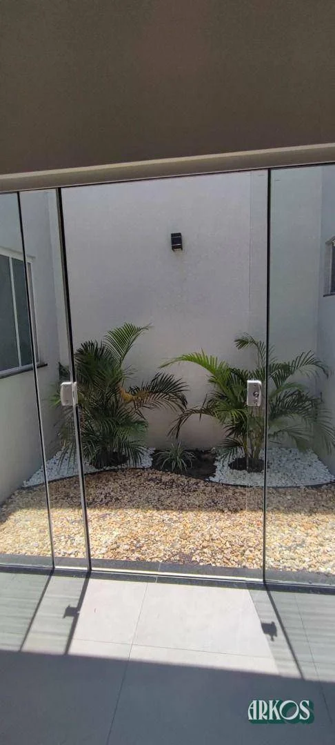 Casa moderna, com possibilidade de financiamento