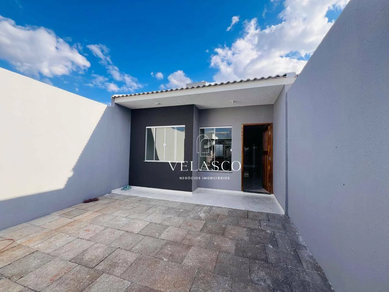 Casa com 2 dormitórios à venda, 60 m² por R$ 340.000,00 - Siena - Cascavel/PR