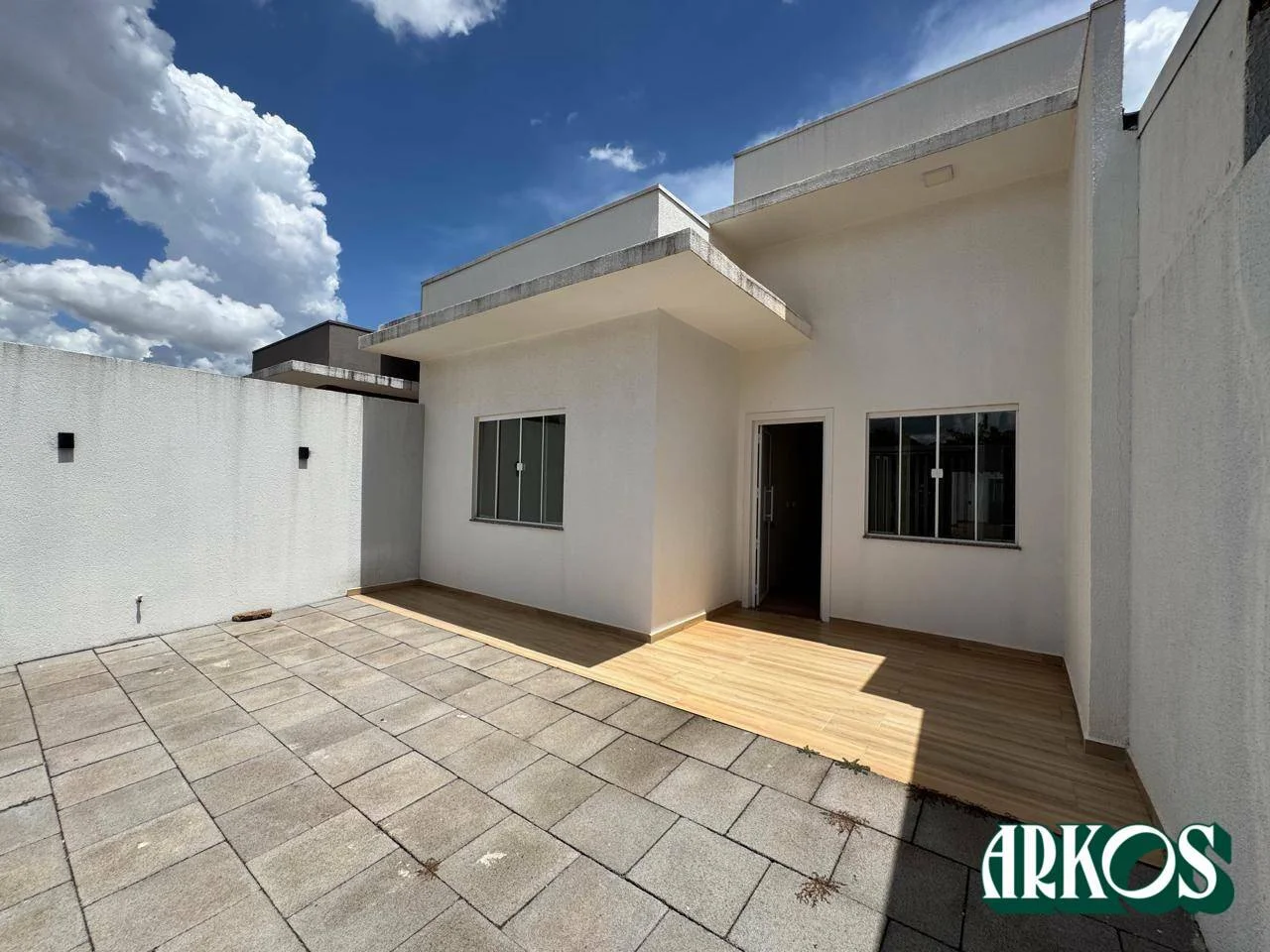 Casa com 3 dormitórios à venda, 210 m² por R$ 660.000,00 - Santa Cruz - Cascavel/PR