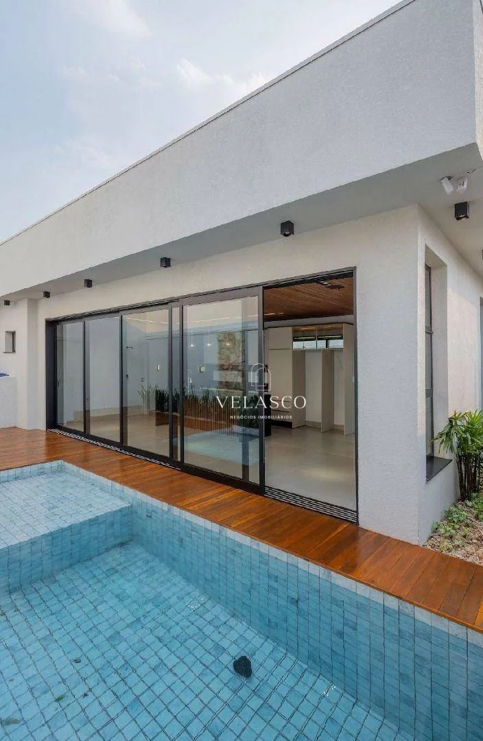 Casa com 3 dormitórios à venda, 232 m² por R$ 1.790.000,00 - Tropical 2 - Cascavel/PR