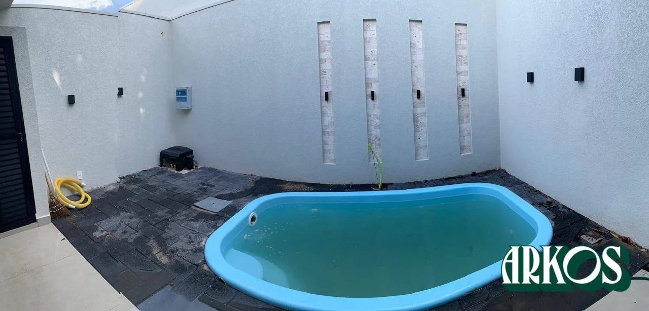 CASA NOVA NO PARQUE VERDE - PROXIMO IRANI