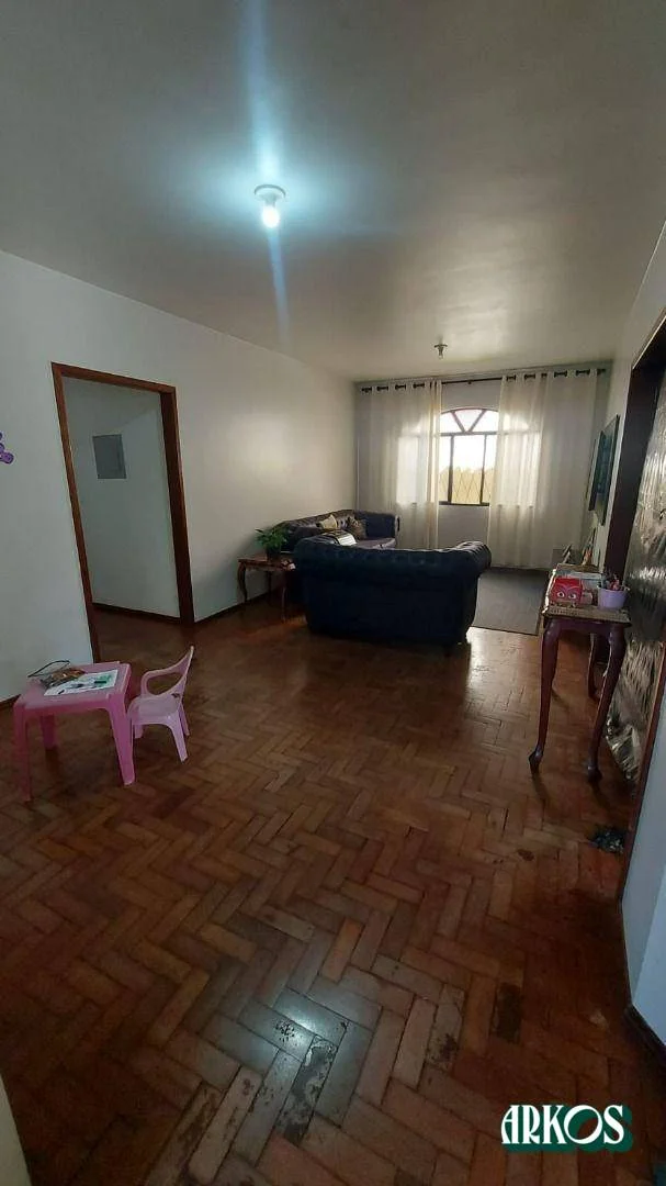 Casa com 3 dormitórios à venda, 240 m² por R$ 1.200.000,00 - São Cristóvão - Cascavel/PR