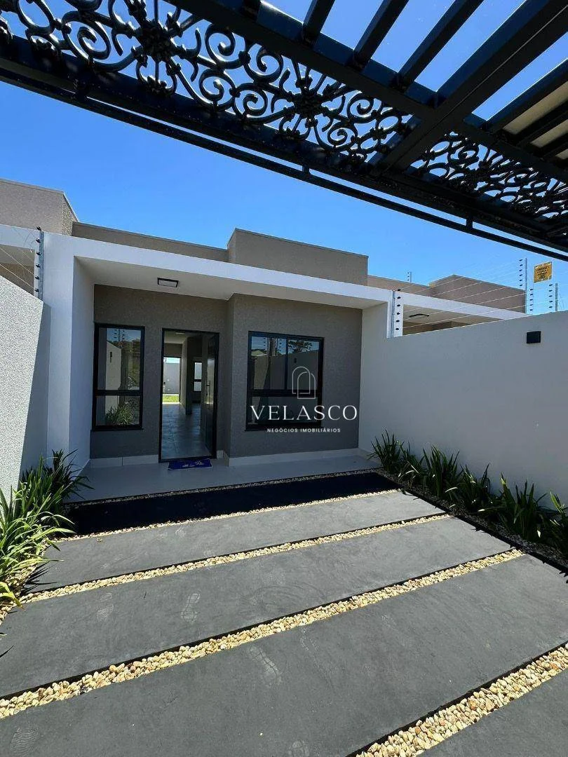 Casa com 2 dormitórios à venda, 57 m² por R$ 335.000 - Interlagos - Cascavel/PR