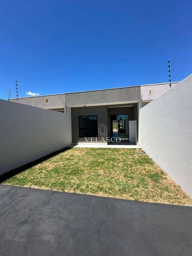 Casa com 2 dormitórios à venda, 57 m² por R$ 335.000 - Interlagos - Cascavel/PR