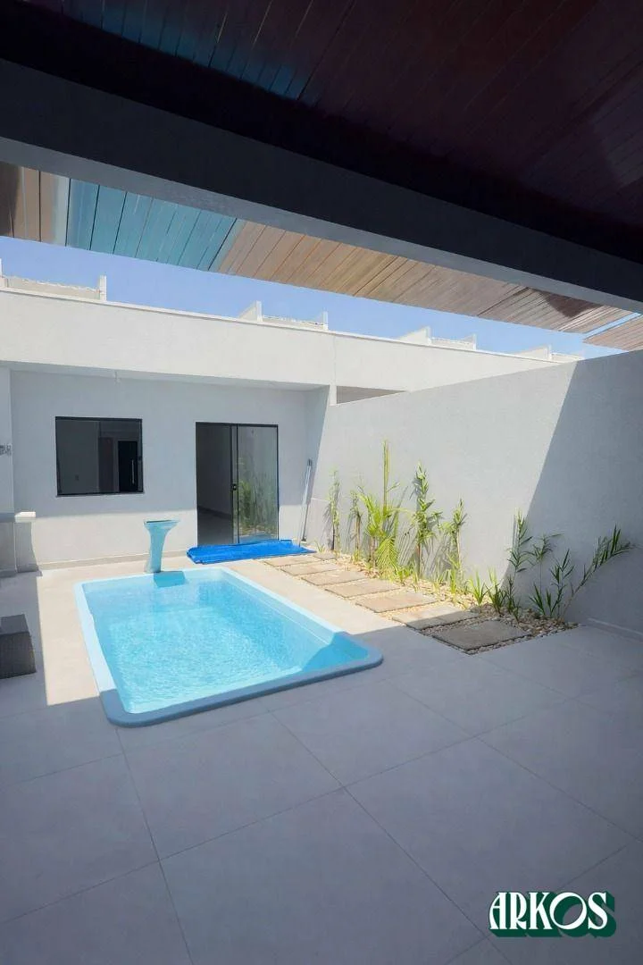 Oportunidade no Bairro Madrid: Sua Casa Nova com Edícula e Lazer Completo