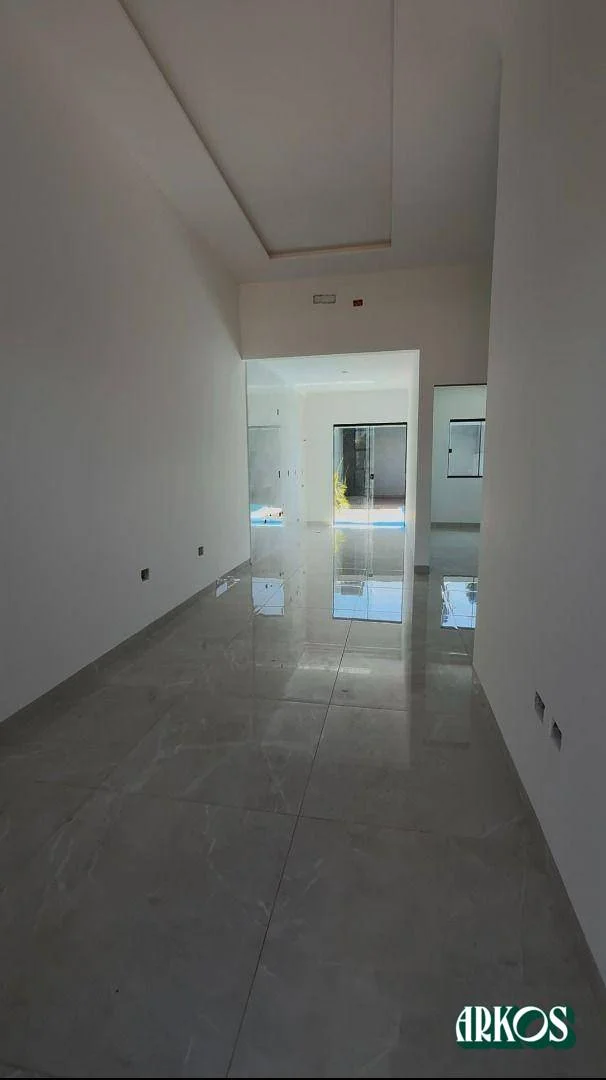 Oportunidade no Bairro Madrid: Sua Casa Nova com Edícula e Lazer Completo