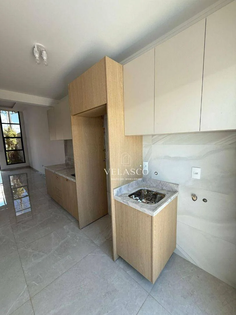 Casa com 2 dormitórios esemimobiliada à venda, 70 m² por R$  - Interlagos - Cascavel/PR