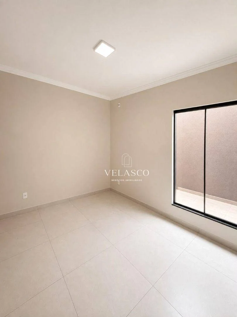 Casa com 3 dormitórios à venda, 62 m² por R$ 369.000,00 - Esmeralda - Cascavel/PR