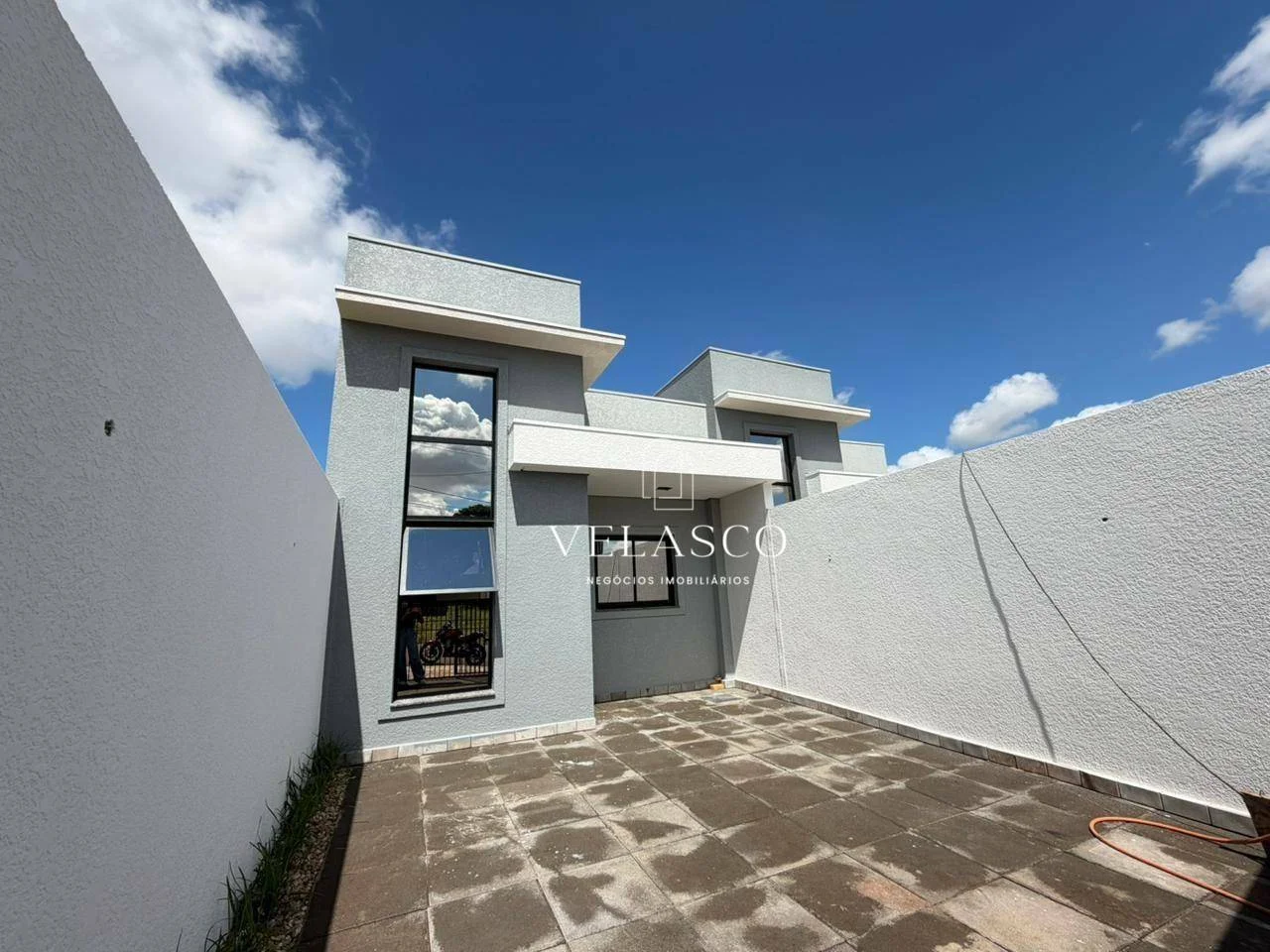 Casa com 2 dormitórios à venda, 68 m² por R$ 415.000,00 - Esmeralda - Cascavel/PR