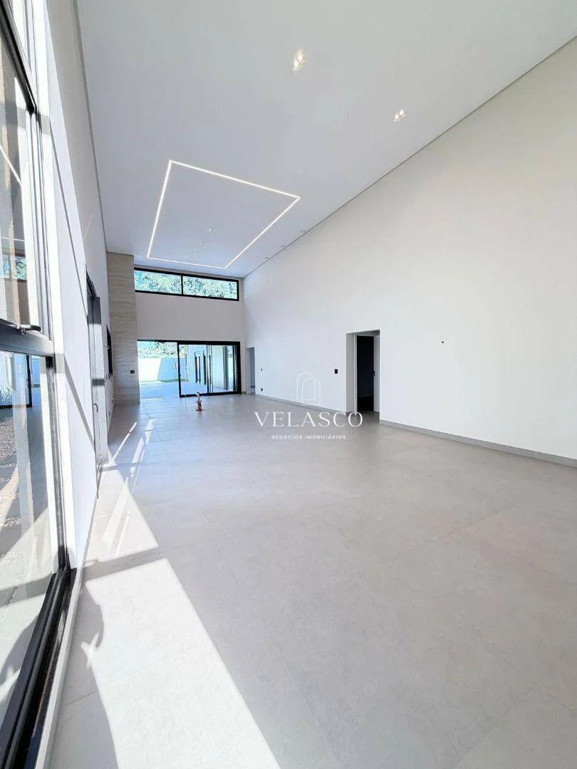Casa com 3 dormitórios à venda, 288 m² por R$ 4.200.000,00 - Tropical  - Cascavel/PR