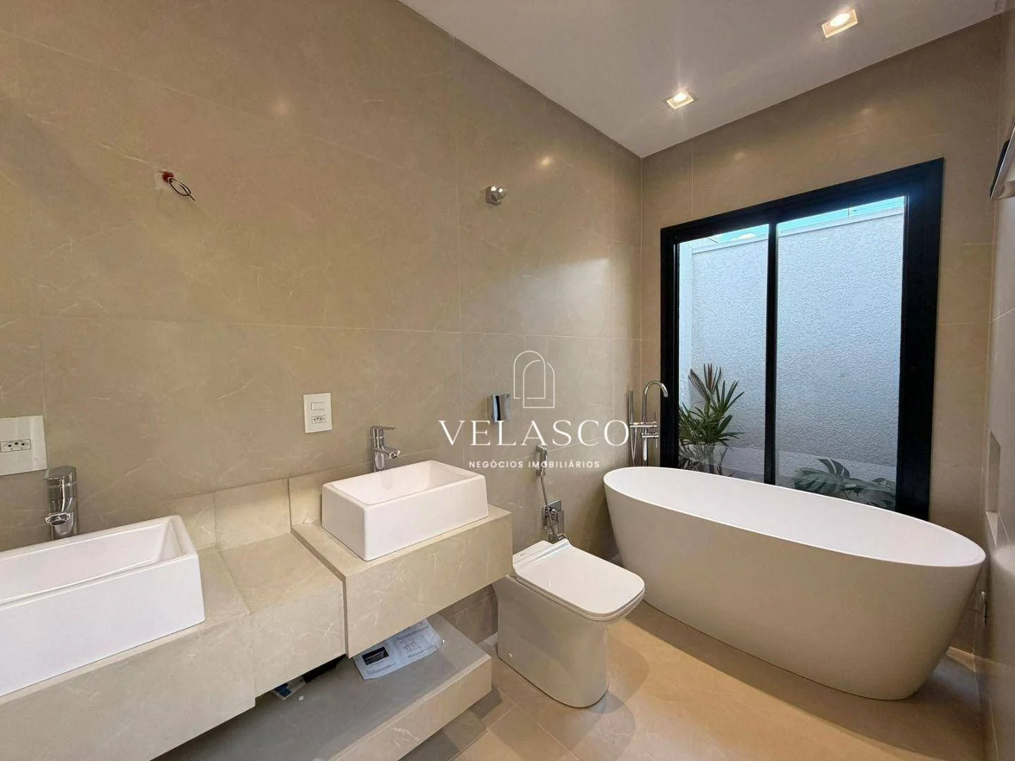 Casa com 3 dormitórios à venda