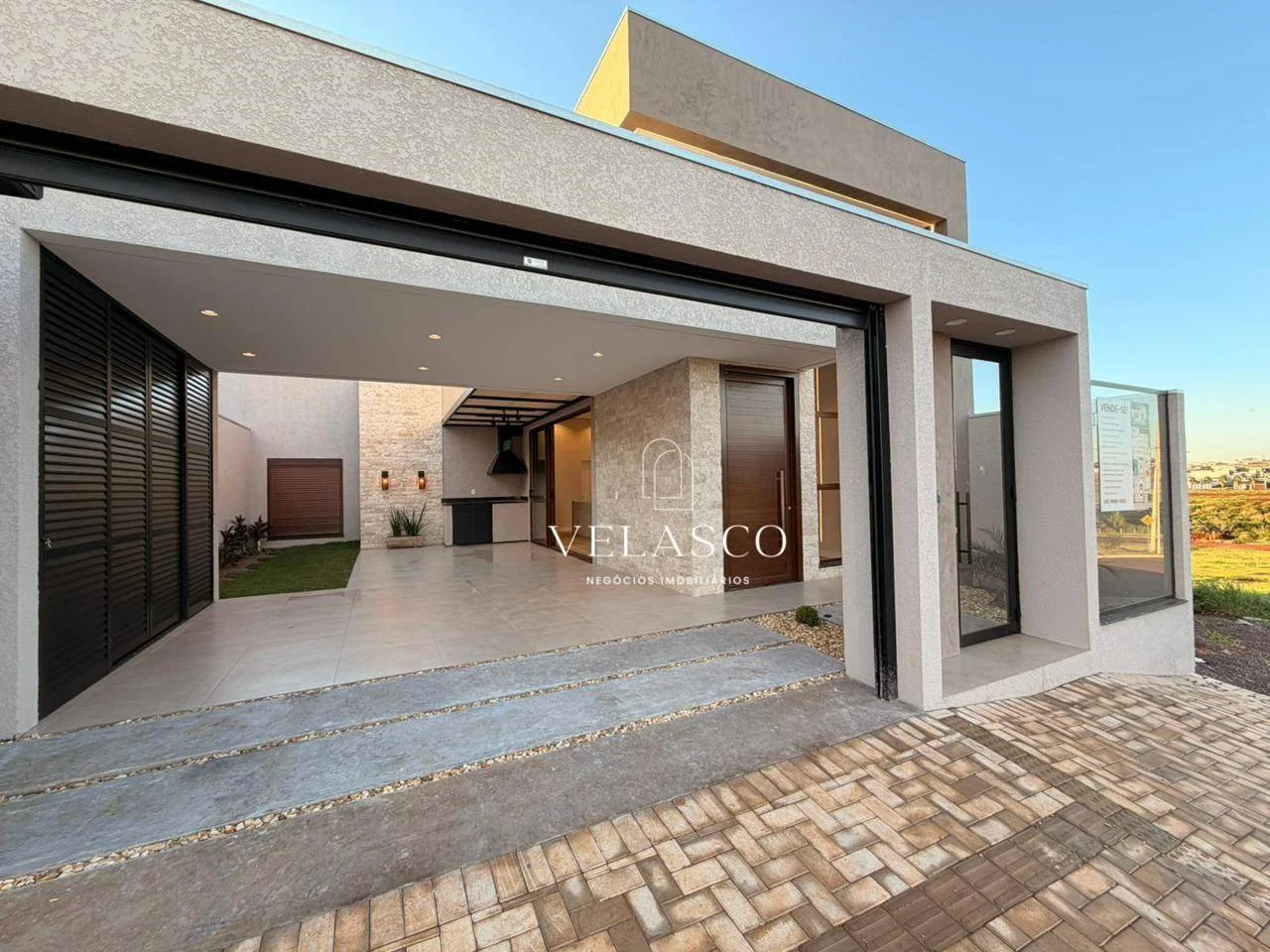 Casa com 3 dormitórios à venda, 124 m² por R$ 890.000,00 - Vale Verde - Cascavel/PR
