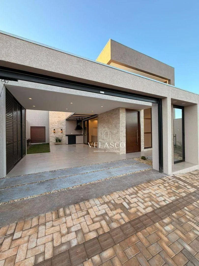 Casa com 3 dormitórios à venda, 124 m² por R$ 890.000,00 - Vale Verde - Cascavel/PR