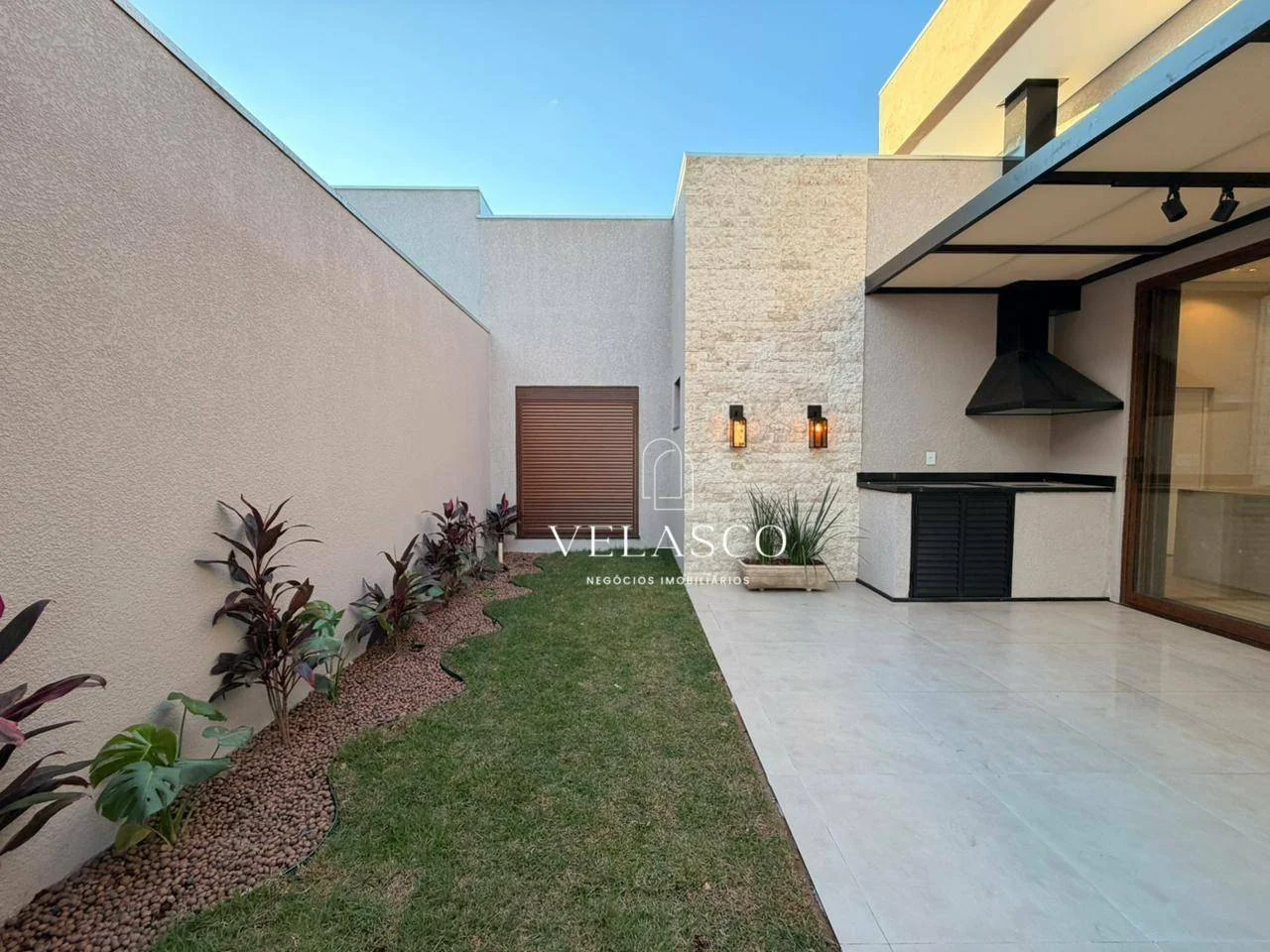 Casa com 3 dormitórios à venda, 124 m² por R$ 890.000,00 - Vale Verde - Cascavel/PR