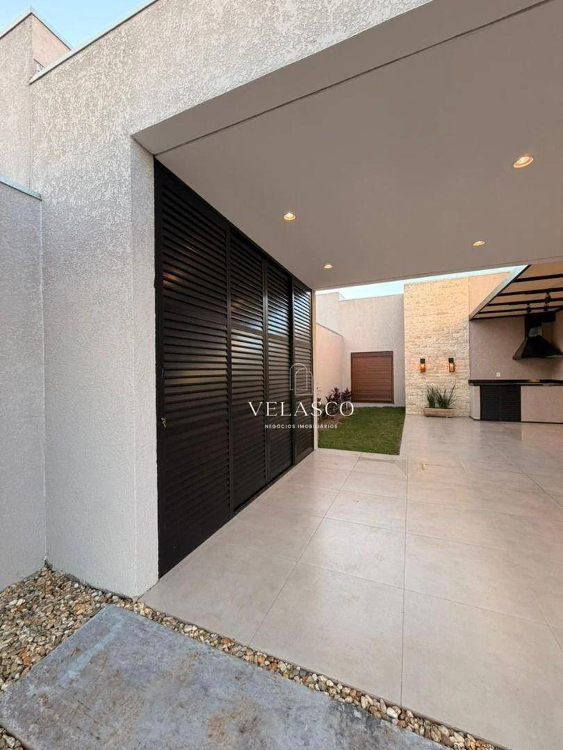 Casa com 3 dormitórios à venda, 124 m² por R$ 890.000,00 - Vale Verde - Cascavel/PR