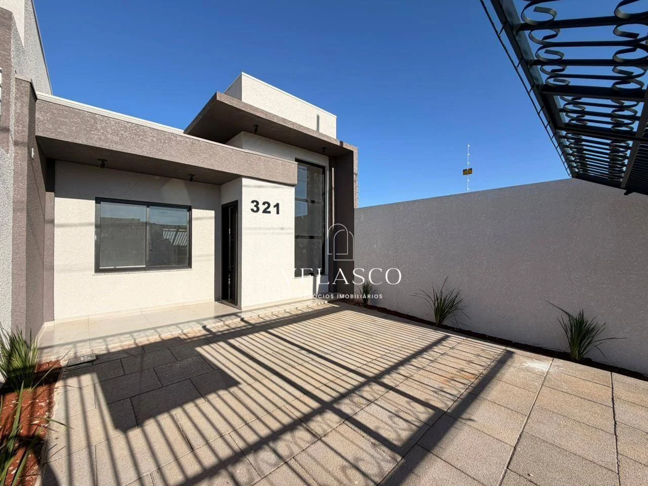 Casa com 2 dormitórios à venda, 60 m² por R$ 465.000,00 - Paraíso Tropical I - Cascavel/PR