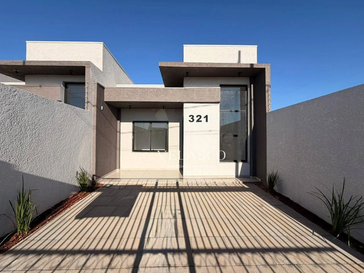 Casa com 2 dormitórios à venda, 60 m² por R$ 465.000,00 - Paraíso Tropical I - Cascavel/PR