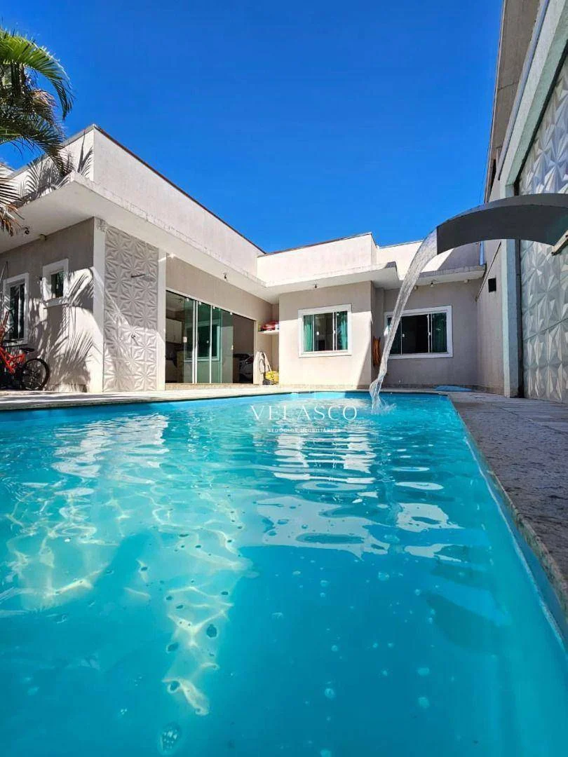 Casa com 3 dormitórios à venda, 137 m² por R$ 998.000 - Esmeralda - Cascavel/PR