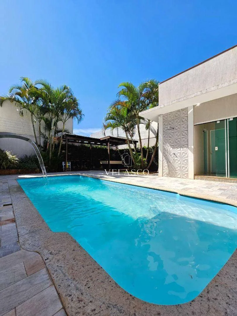 Casa com 3 dormitórios à venda, 137 m² por R$ 998.000 - Esmeralda - Cascavel/PR