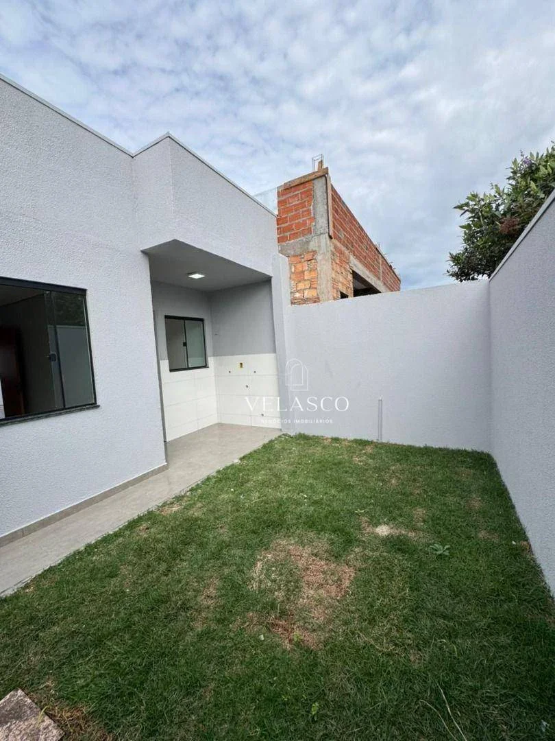 Casa com 2 dormitórios à venda, 60 m² por R$ 320.000 - Esmeralda - Cascavel/PR