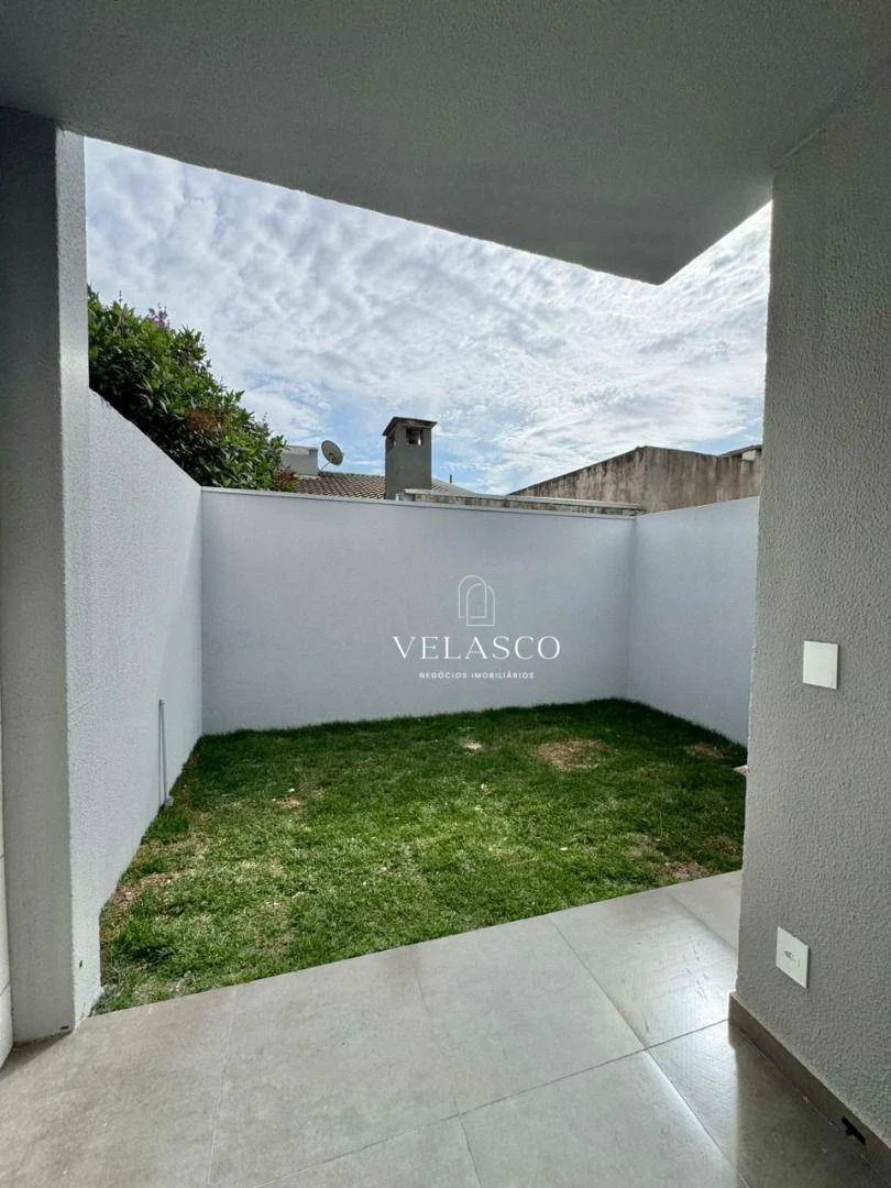 Casa com 2 dormitórios à venda, 60 m² por R$ 320.000 - Esmeralda - Cascavel/PR