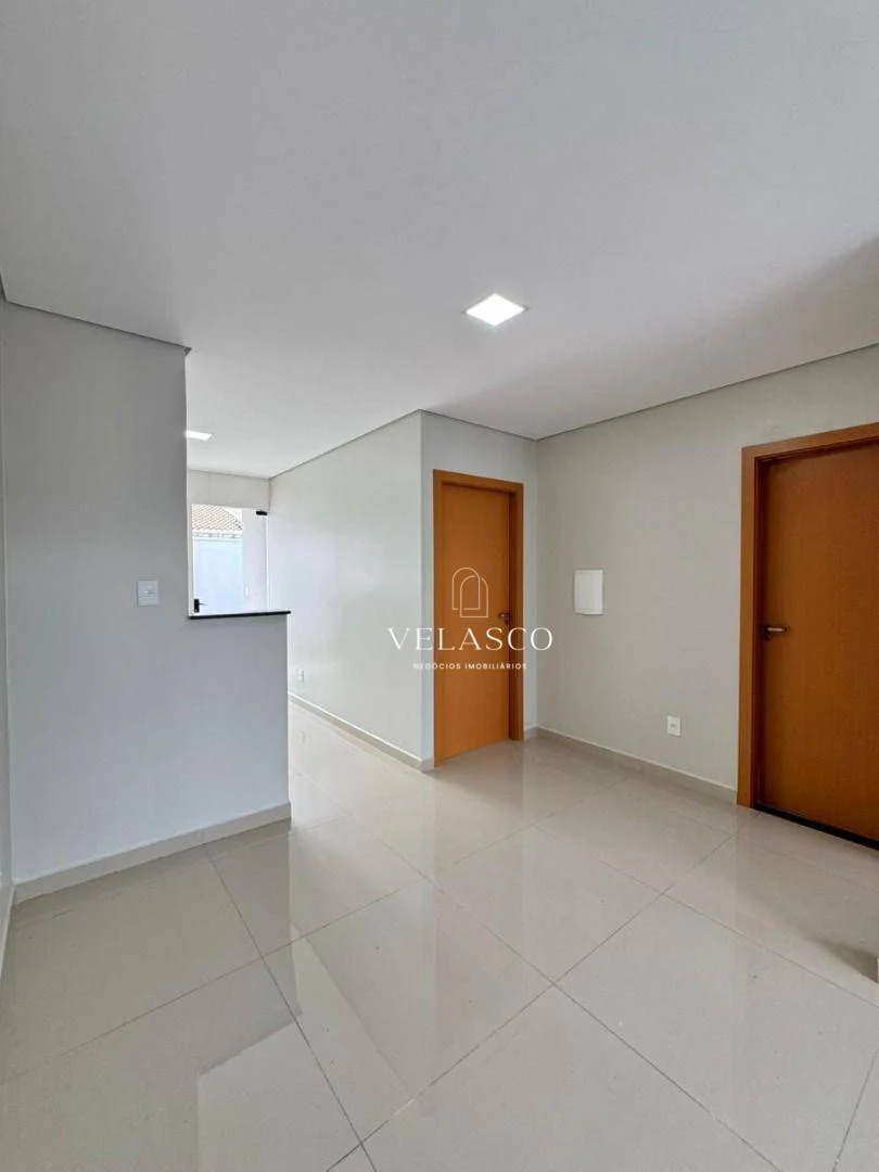 Casa com 2 dormitórios à venda, 60 m² por R$ 320.000 - Esmeralda - Cascavel/PR