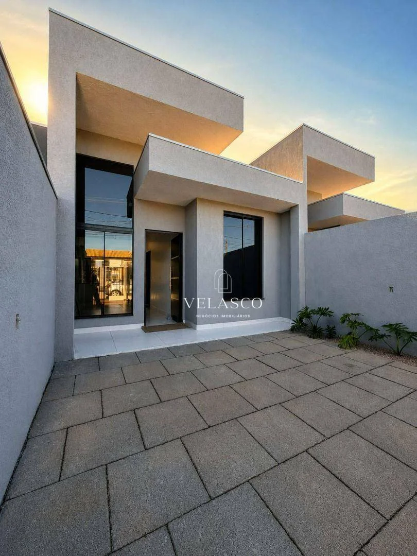 Casa com 2 dormitórios à venda, 62 m² por R$ 370.000 - Esmeralda - Cascavel/PR