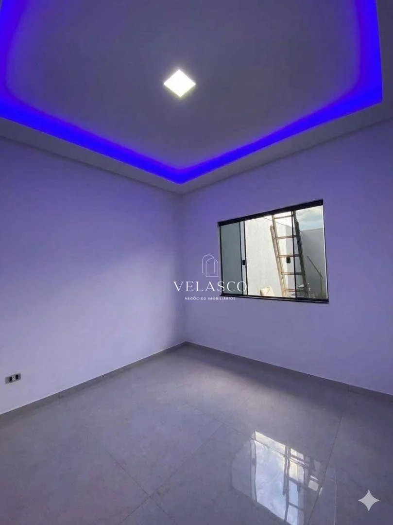 Casa com 1 suíte e mais 2 quartos à venda, 84 m² por R$ 550.000 - Nova Cidade - Cascavel/PR