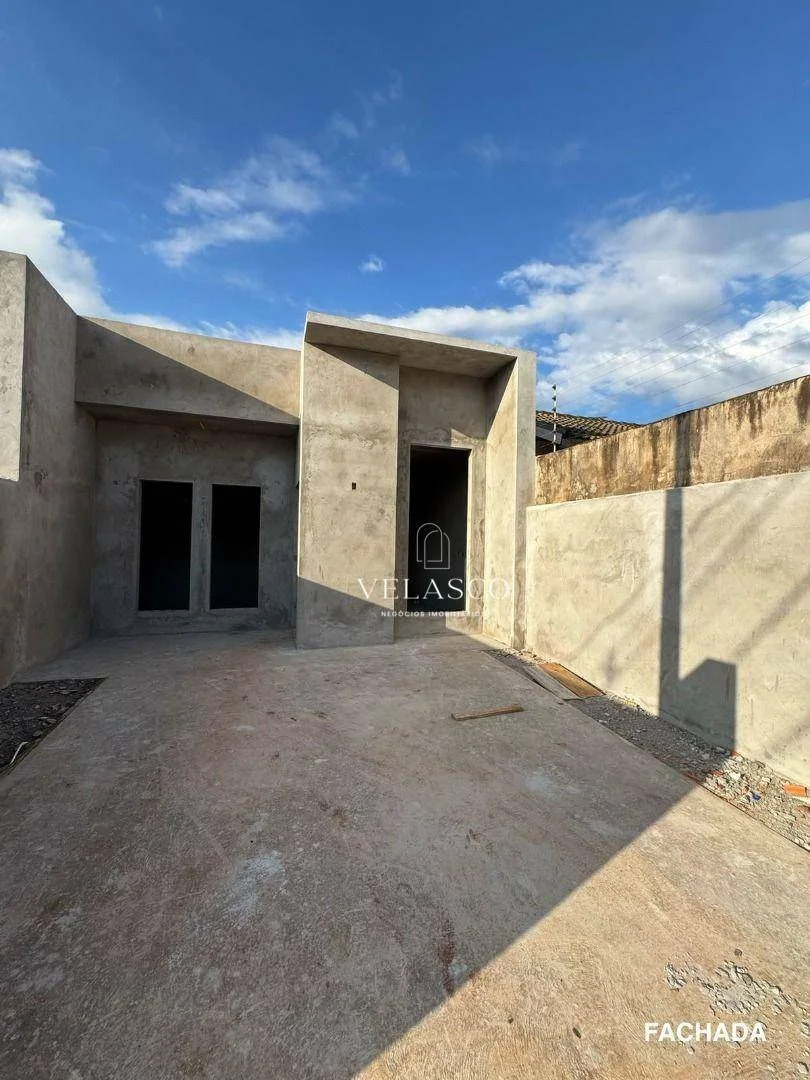 Casa com 2 dormitórios à venda, 60 m² por R$ 295.000,00 - Interlagos - Cascavel/PR