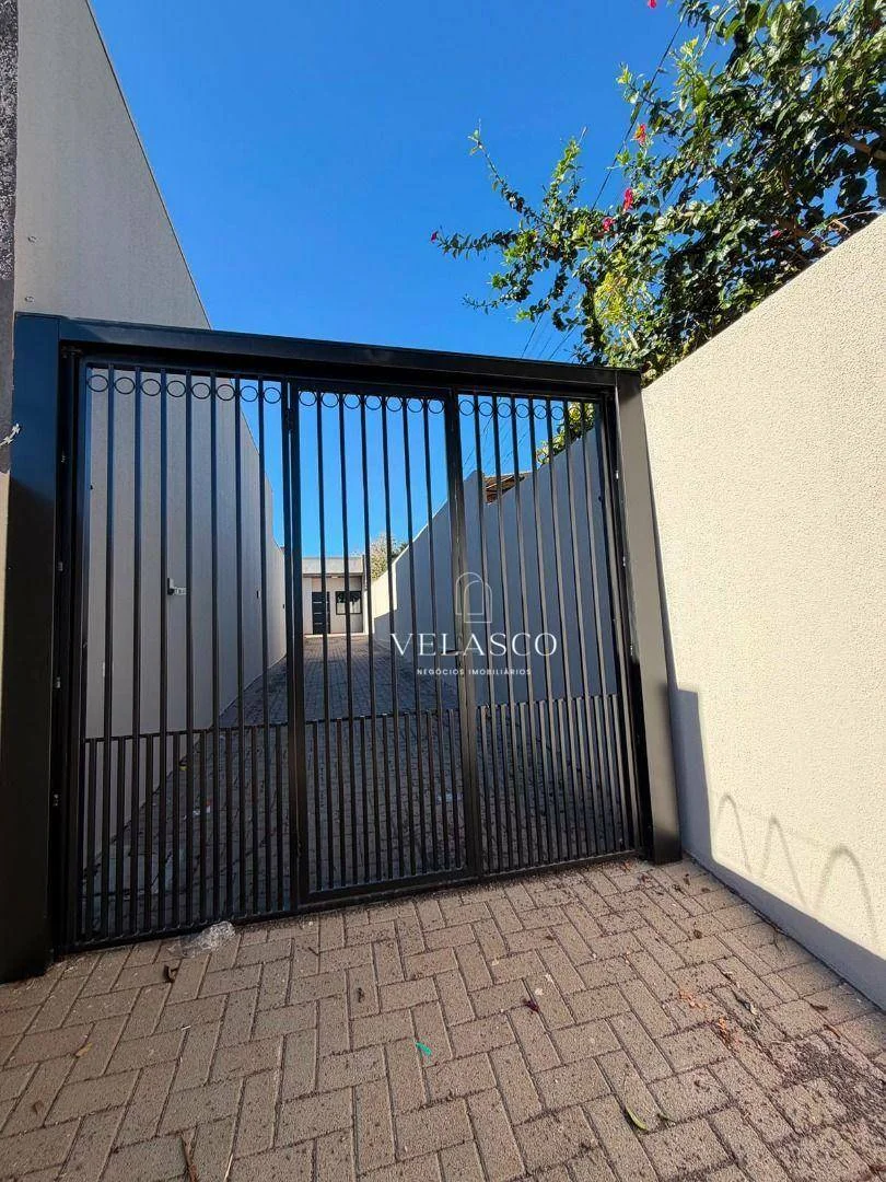 Casa com 3 dormitórios à venda, 60 m² por R$ 370.000 - Esmeralda - Cascavel/PR