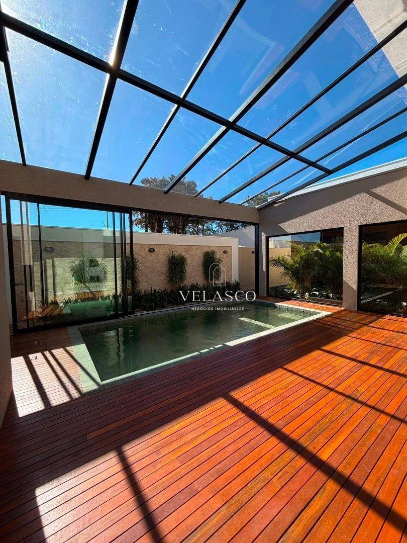 Casa com 3 dormitórios à venda, 300 m² por R$ 3.980.000 - Tropical - Cascavel/PR