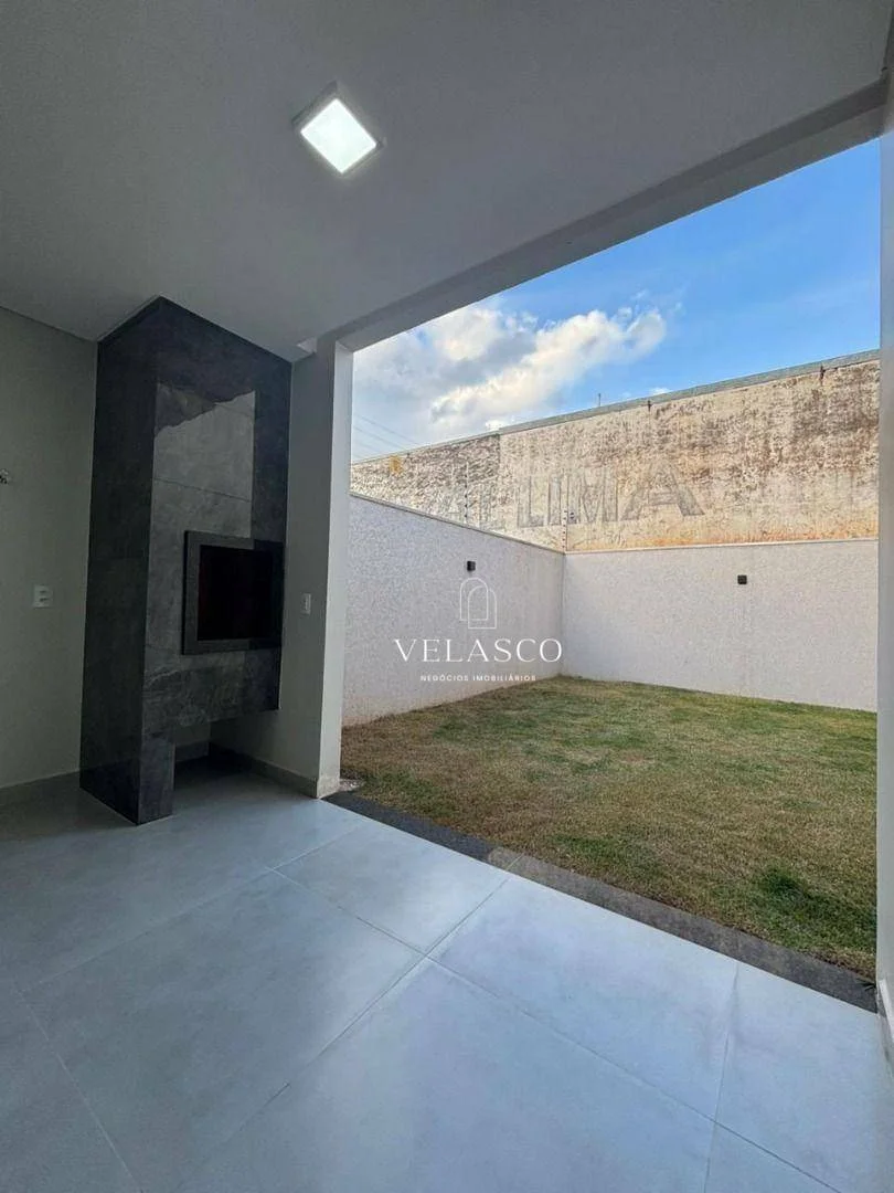 Casa com 3 dormitórios à venda, 125 m² por R$ 780.000 - Centro - Cascavel/PR