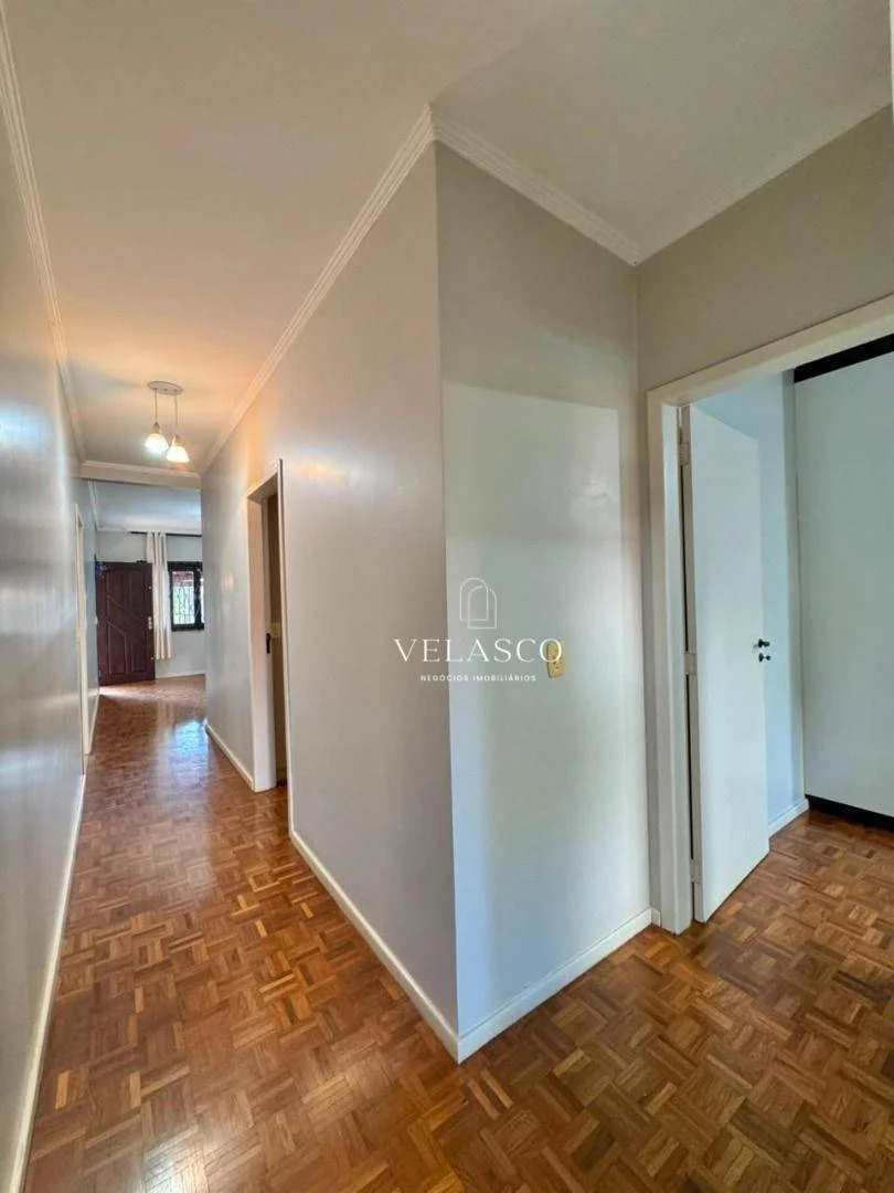 Casa com 4 dormitórios à venda, 150 m² por R$ 980.000,00 - Centro - Cascavel/PR