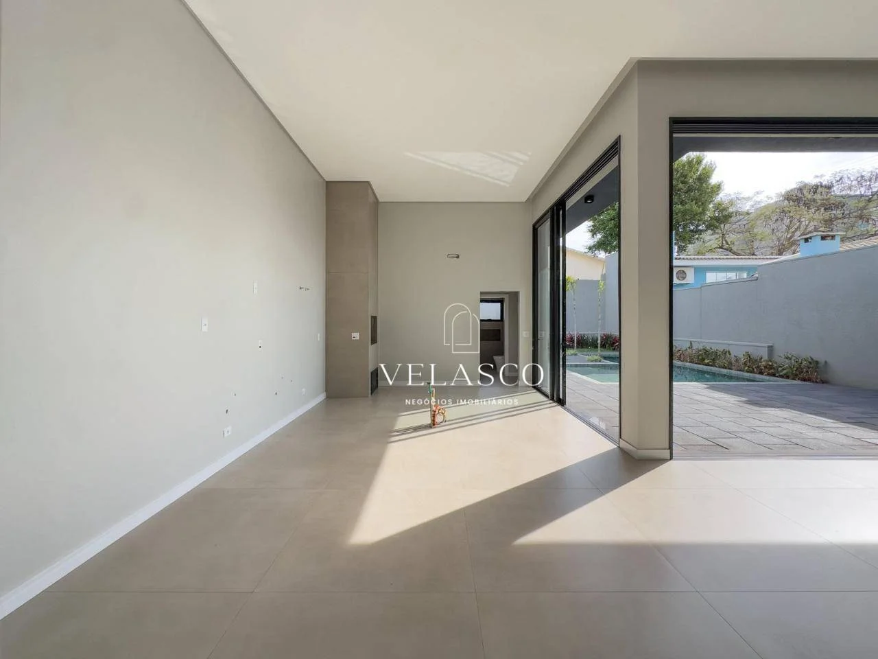 Casa com 4 dormitórios à venda, 332 m² por R$ 2.970.000 - Região do Lago 1 - Cascavel/PR