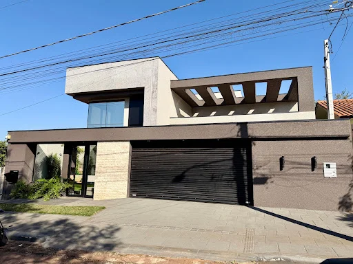Casa a venda no bairro São Cristóvão, com 5 suítes, piscina, 4 vagas de garagem